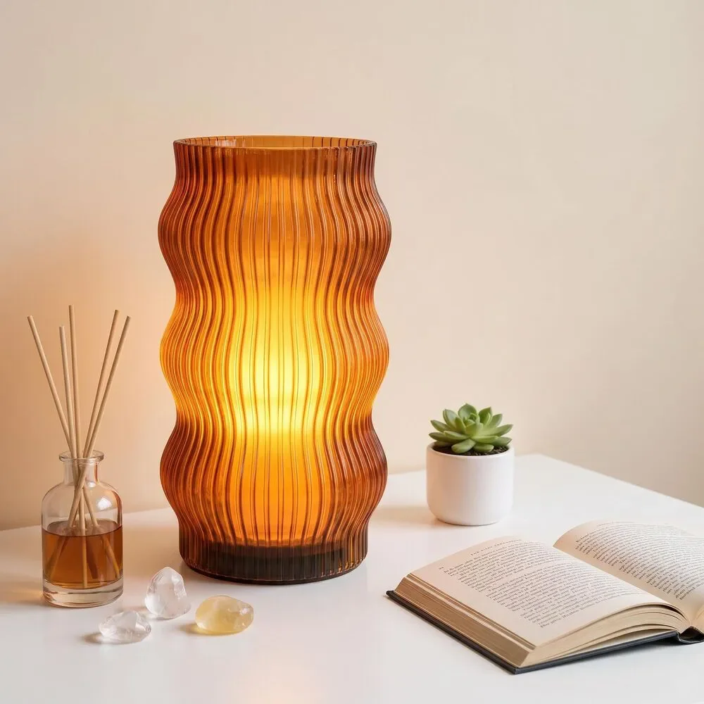 Cozy Wavy Table Lamp, Soft Glow Bedside Light, Sculptural Mood Lighting